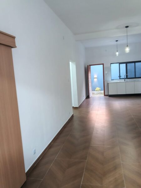 Arenda se linda moradia Tp3 novinha por extreiar na machava sede