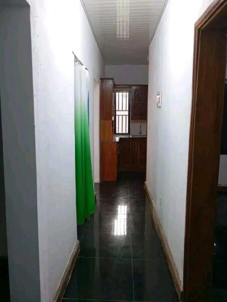 Aluga se esta casa tipo 2