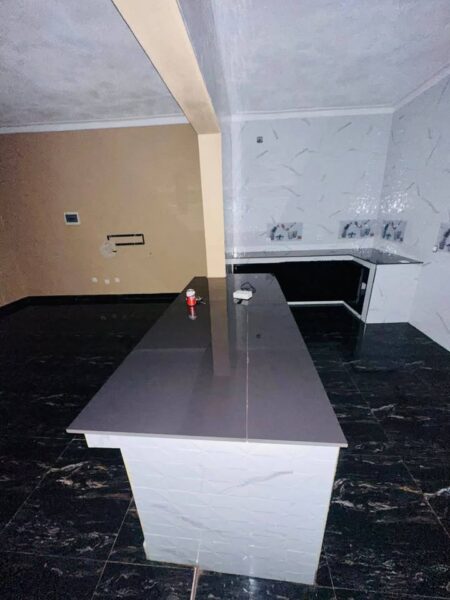 CASA LUXUOSA PARA ALUGAR - CHIMOIO