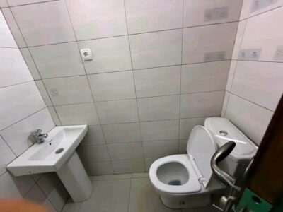 Arrendo Casa T2 em condomínio Matola Tsalala desvio da Tricamo a 5min da Paragem Pneus