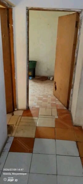 A renda se esta casa T 3 n bairro de trevo casa branca Matola