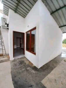 ARRENDA-se casa tipo 1 climatizada 🥶 Num Condomínio Com tudo dentro