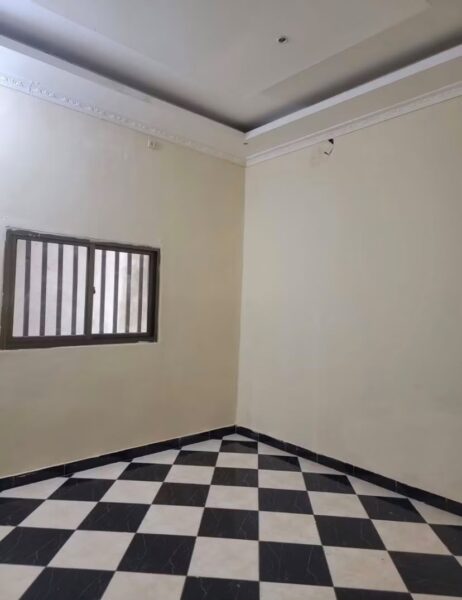 ARRENDA-SE FLAT TIPO 1 COMPLETA