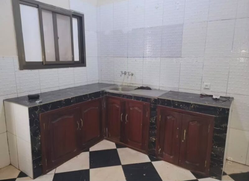 ARRENDA-SE FLAT TIPO 1 COMPLETA