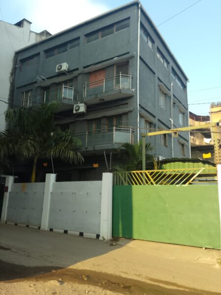 🏢 TRIPLEX À VENDA OU ARRENDAMENTO – MALANGA, MAPUTO