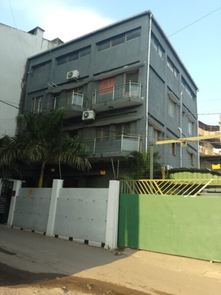 🏢 TRIPLEX À VENDA OU ARRENDAMENTO – MALANGA, MAPUTO