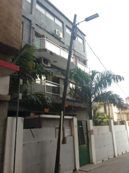 🏢 TRIPLEX À VENDA OU ARRENDAMENTO – MALANGA, MAPUTO
