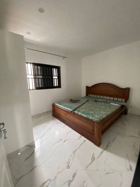 *ARRENDA-SE LINDA CASA TP-2 NA MATOLA MOZAL DENTRO DE CONDOMÍNIO ORGANIZADO* ☎️CALL/WHATSAPP : 844437610 📌 *PARAGEM INSTITUTO E. GUEBUZA* *Próximo a Estrada 🛣️* Com Mobília `💰30.000 MZN` Sem Mobília *💰 25.000 MZN*