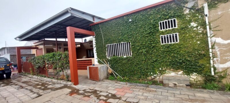 Arrende-se moradia tipo2 no condomínio na Matola casa Branca