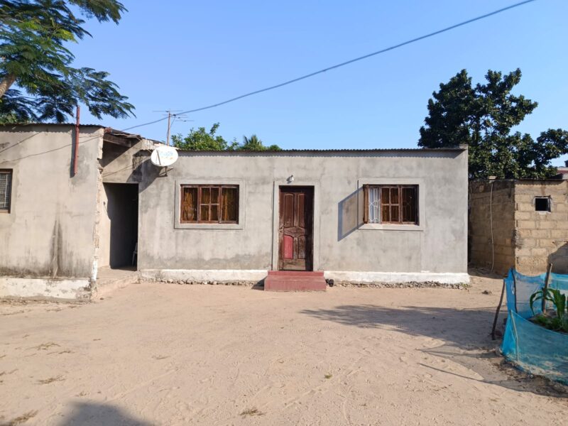 Vende-se Casa T3