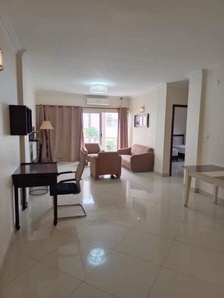 🏠VENDEM-SE APARTAMENTOS MOBILADOS – CONDOMÍNIO RIVERVIEW