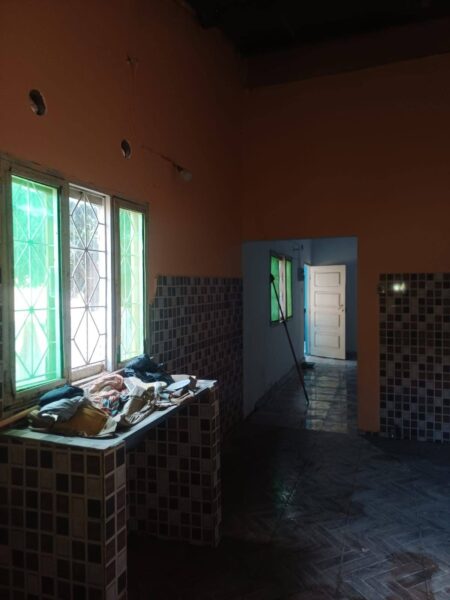 ARRENDA-SE CASA T2 – MAHOTAS (PARAGEM MACAEL)
