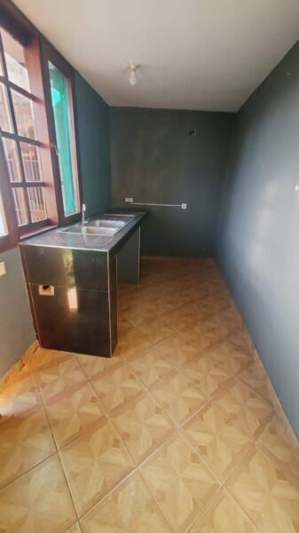🏡 ARRENDA-SE CASA T2 – MAHOTAS (ROMÃO)