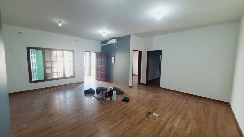 🏡 ARRENDA-SE CASA T2 – MAHOTAS (ROMÃO)