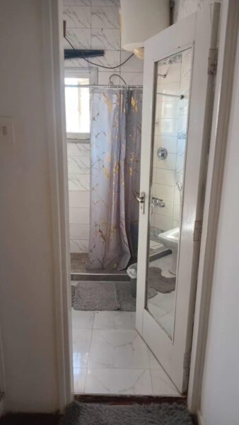 >Arrenda-se casa tip1