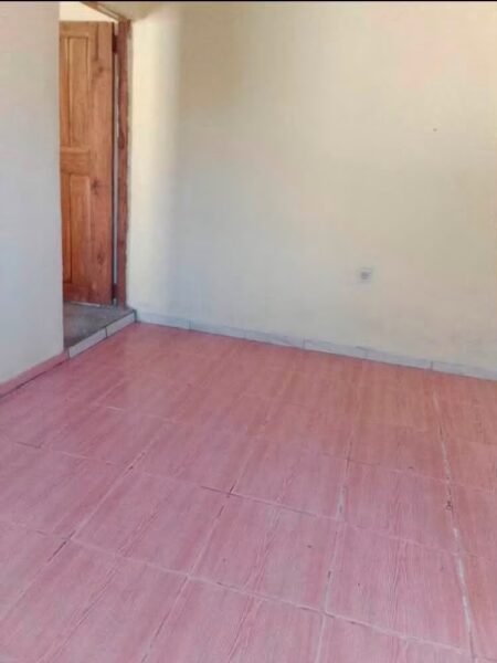 ✔️ Arrenda-se casa tipo1,super limpa e bonita