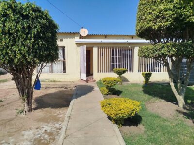 🏠 ARRENDA-SE EXCELENTE MORADIA TIPO 3 casa organizada