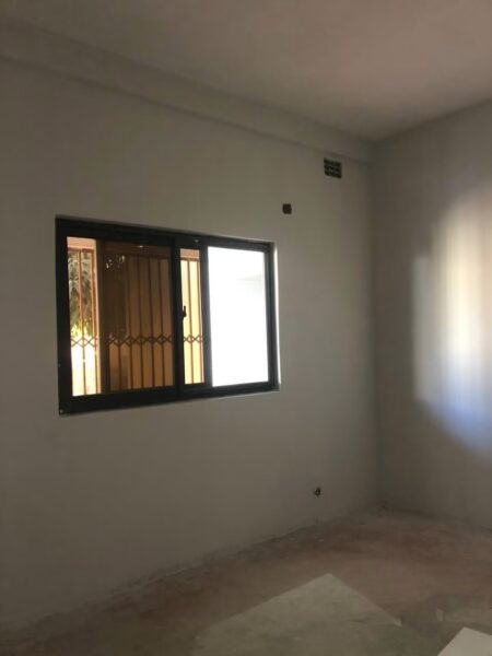 ARRENDA se casa T1 no bairro choupal