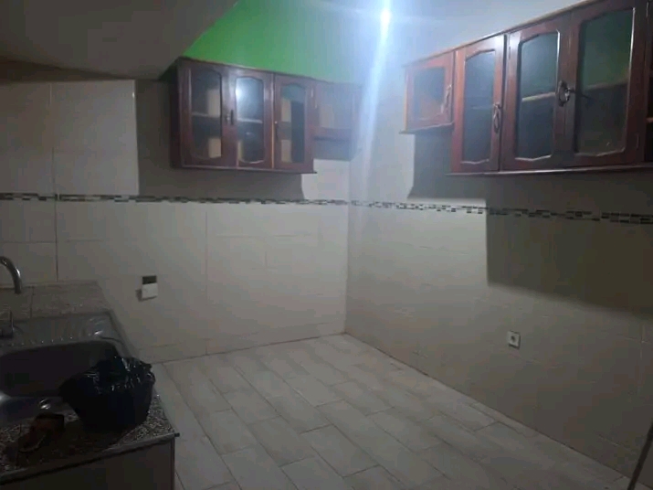 ARRENDA-SE MORADIA TIPO 3