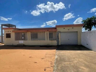 Arrenda -se excelente Casa T2