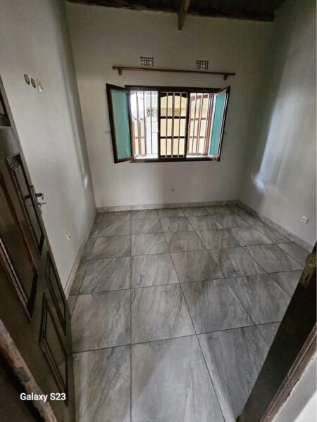 Arrenda-se Belíssima casa T3