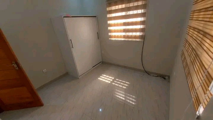 T1
