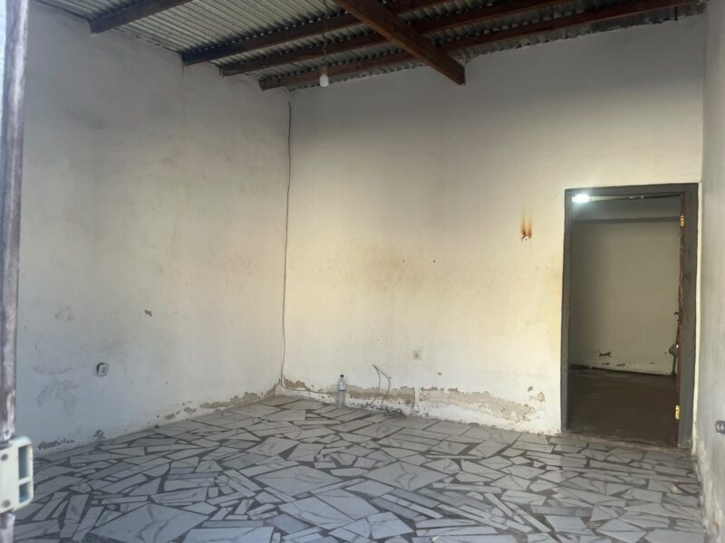 Arrenda-se Dependência t1 na zona do triumfo costa do sol Rua da farmácia A 10 minutos da paragem