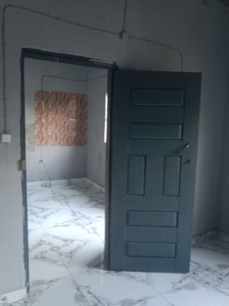 Arrenda-se uma casa tipo1 na Matola gare terminal a 2min da estação num condomínio organizado ✍️ 1quarto