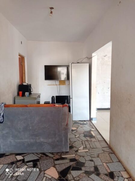 🏠 ARRENDA-SE | CASA T2 COM AVIÁRIO