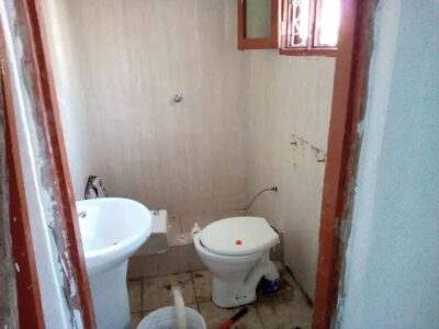 Familia temos a disposição está flat tipo 1 situada nas cabangas na Estrada principal e com bastante segurança.