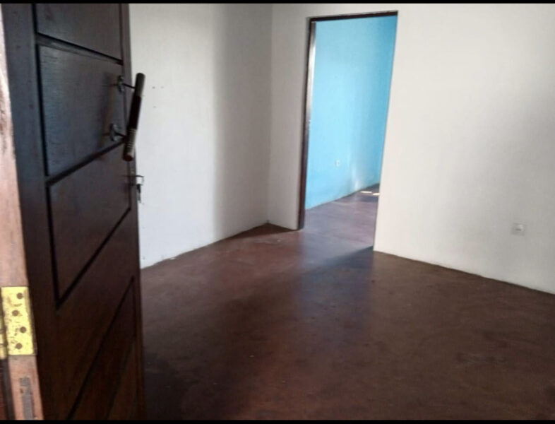 Arrenda-se essa casa Tipo 2