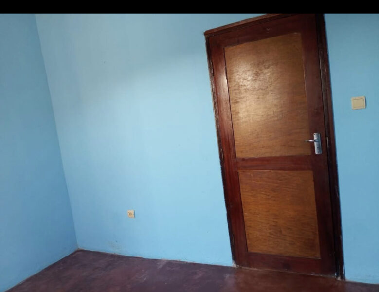 Arrenda-se essa casa Tipo 2