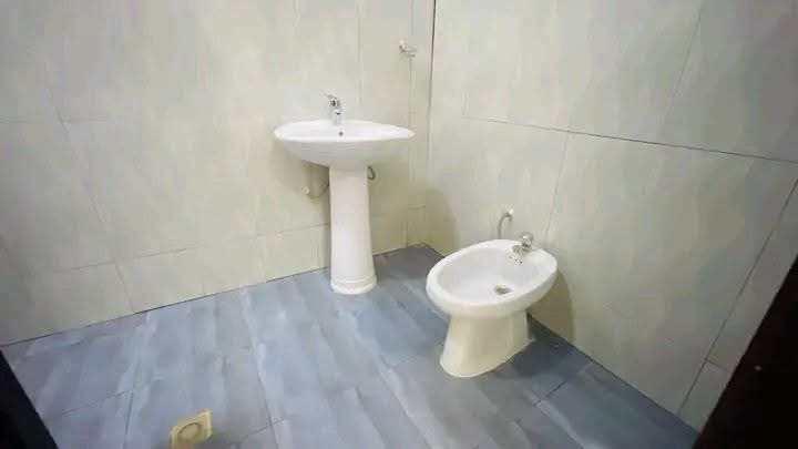 ARRENDA-SE MORADIA TIPO 4 NO BAIRRO DE NAMUTEQUELIUA, CIDADE DE NAMPULA.
