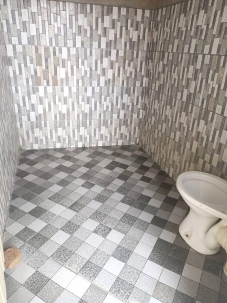 🏠 *ARRENDA-SE TIPO 1 ESPAÇOSO - MAGOANINE* 🏠