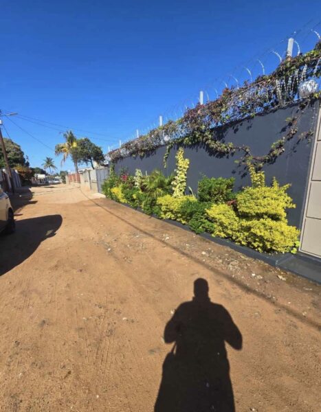 Paga só 1 mês de ✍️Arrendo casa tipo zero enorme em laulane fipag