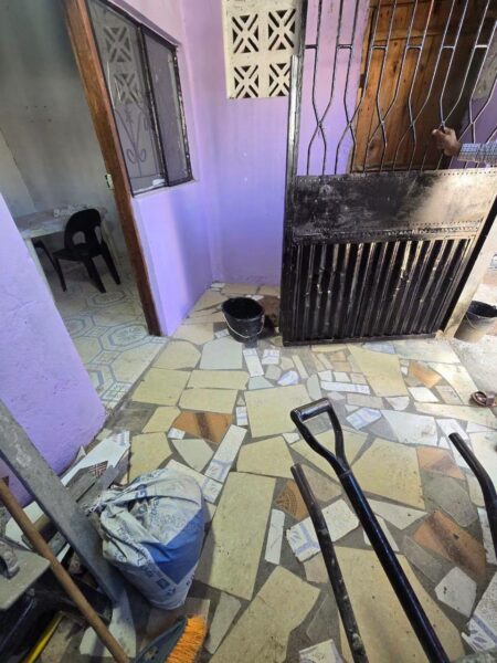 🇲🇿Arrendo casa tipo 1 tudo dentro em laulane fipag próximo expresso localização perfeita