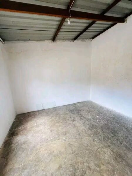 Arrenda-se se excelente T2 no bairro Magoanine cmc condomínio Da 3 casas 1 minutos da Paragem Chico