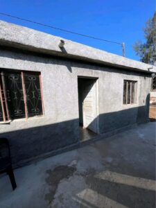 ARENDA-SE EXCELENTE CASA T1 EM LAULANE PROXIMO A ESCOLA SECUNDÁRIA DE LAULANE A 5MIN DA PARAGEM