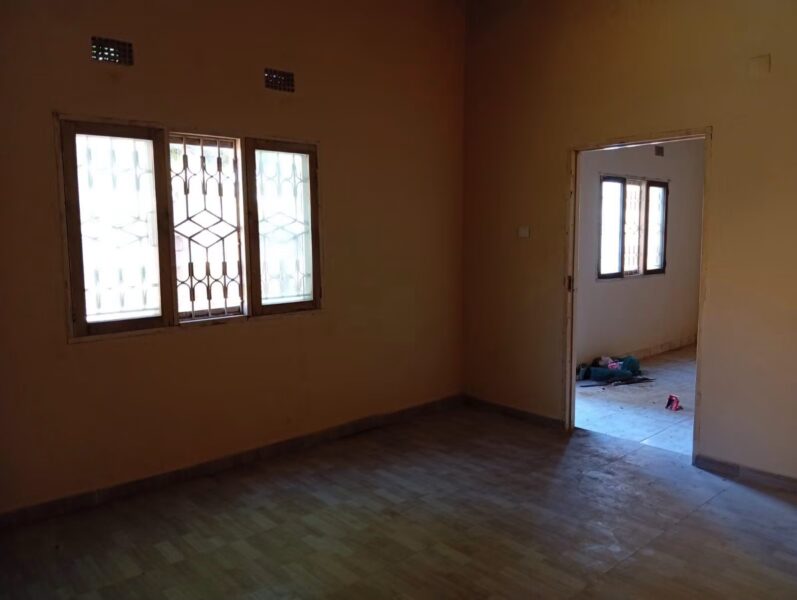 🏠 ARRENDA-SE CASA TIPO 1 NO BAIRRO DE MALHAZINE | CONDOMÍNIO DE DUAS CASAS ENTRE INQUILINOS.