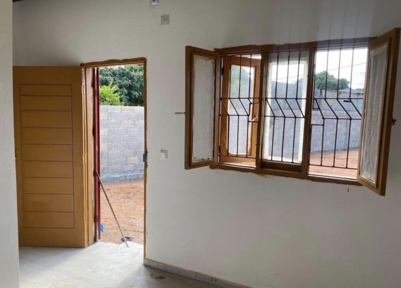 🏠 6Mil QUARTO E SALA PARA RENDA - ZINTAVA 🏠