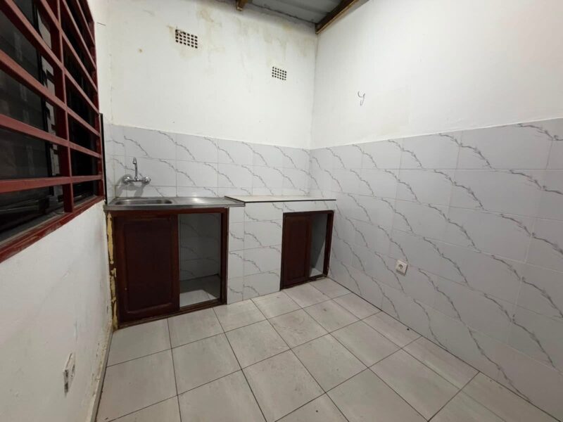 ARRENDA se casa T2 no bairro choupal A