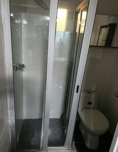 Arrenda-se Dependência T0 Localização: Museu, Clube dos Empresários Próximo às Bombas da Engen Numa Praceta - Quarto - Cozinha Open Space - WC interna, moderna - Climatizada - Segurança 24h Valor: 16 Mil MTS Entrada 3 Meses adiantados Contac