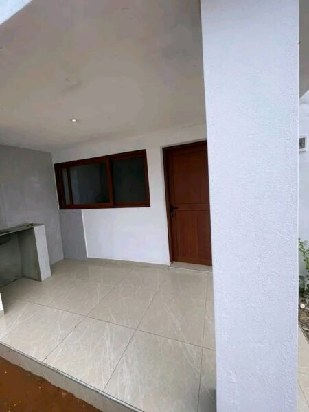 ARRENDA-SE EXCELENTE CASA T1
