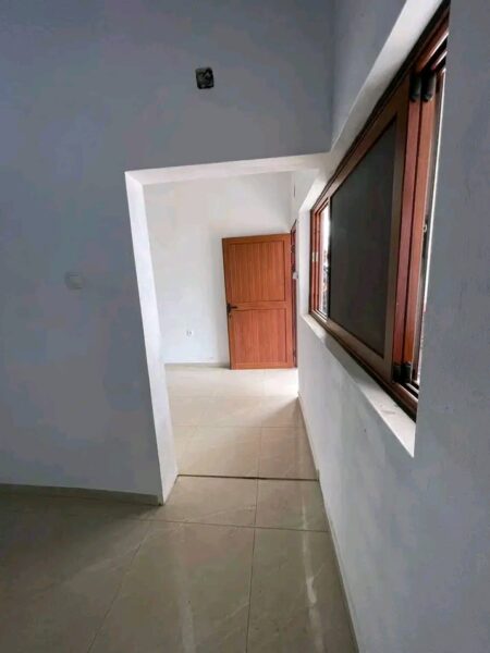 ARRENDA-SE EXCELENTE CASA T1