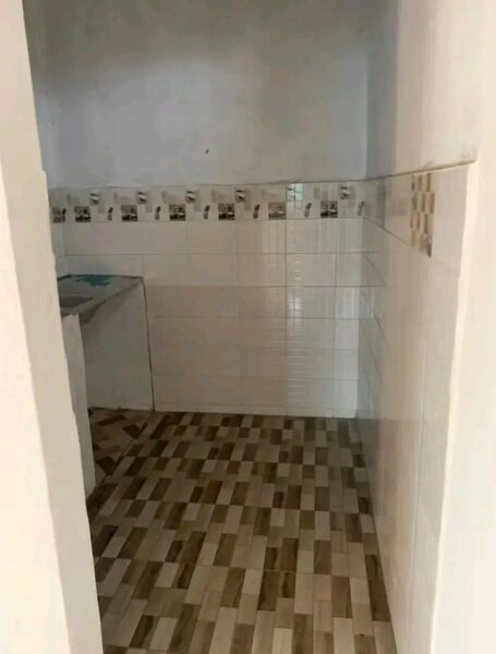 🏡 T1 NA ZONA VERDE PARRAGEM MALINDA ESTREAR 5 MINUTOS DA PARRAGEM