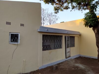 Arenda se boa casa Tp2 bem localizada na Matola 700