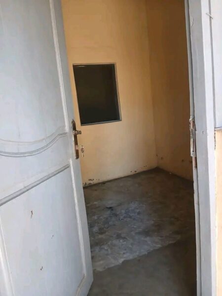 Arrenda-se esta casa tipo1