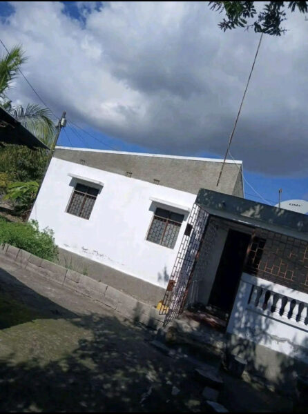 VENDE-SE CASA T2