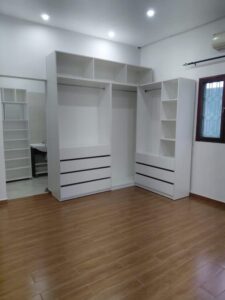 ARRENDA-SE EXCELENTE CASA TIPO 3