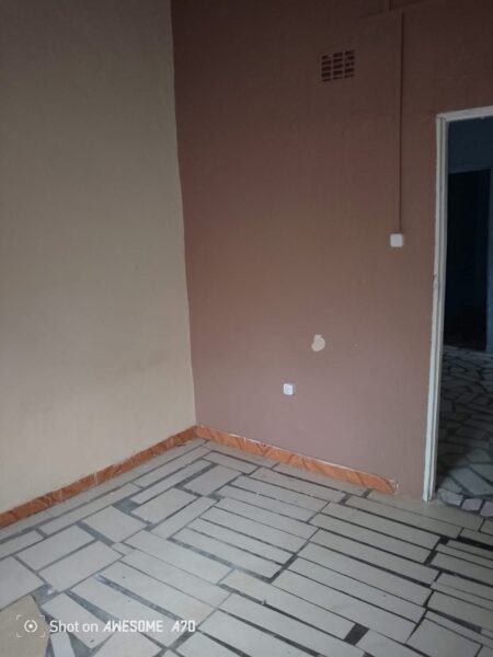 ARRENDA SE CASA T2 NO BAIRRO BAGAMOYO